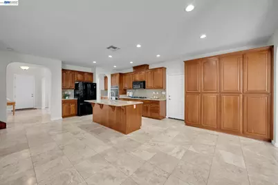 6391 Crystal Springs Cir, Discovery Bay, CA 94505 - Photo 3