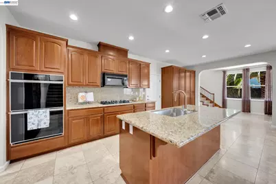 6391 Crystal Springs Cir, Discovery Bay, CA 94505 - Photo 13