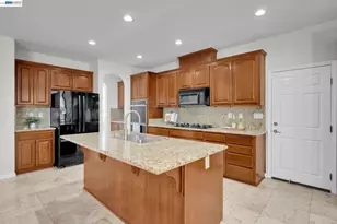 6391 Crystal Springs Cir, Discovery Bay, CA 94505 - Photo 13