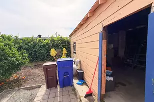 238 Fitzpatrick Rd, Oakland, CA 94603 - Photo 17