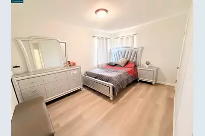 238 Fitzpatrick Rd, Oakland, CA 94603 - Photo 13