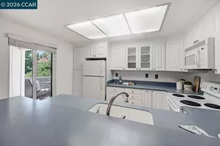 2416 Golden Rain, Walnut Creek, CA 94595 - Photo 7