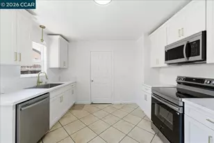2696 Fairfield St, Sacramento, CA 95815 - Photo 11