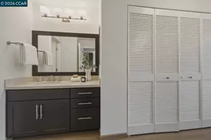 6400 Christie Ave, Emeryville, CA 94608 - Photo 27