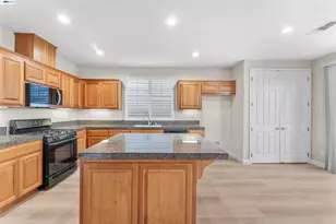 2652 Crescent Way, Discovery Bay, CA 94505 - Photo 17