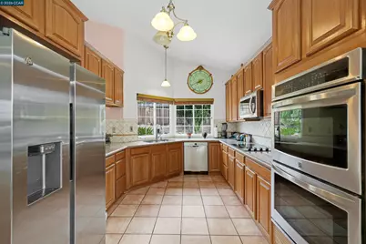 1220 Fascination Cir, Richmond, CA 94803 - Photo 27