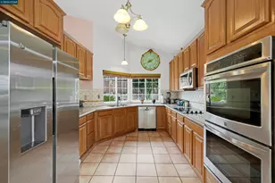1220 Fascination Cir, Richmond, CA 94803 - Photo 27