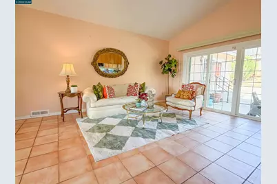 1220 Fascination Cir, Richmond, CA 94803 - Photo 9