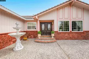 1220 Fascination Cir, Richmond, CA 94803 - Photo 11