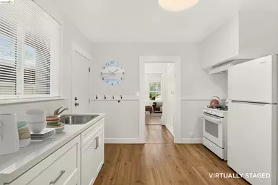 1070 Aileen St, Oakland, CA 94608 - Photo 15