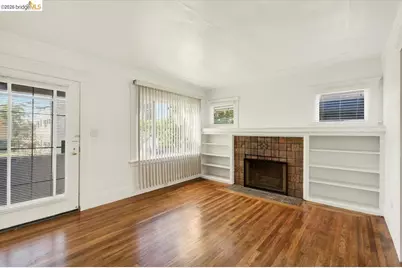 1070 Aileen St, Oakland, CA 94608 - Photo 5