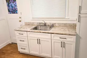 1070 Aileen St, Oakland, CA 94608 - Photo 39