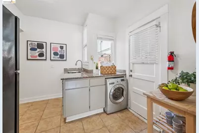 1767 Euclid Ave #2, Berkeley, CA 94709 - Photo 11