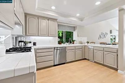 10 Edinburgh Pl, Danville, CA 94526 - Photo 11