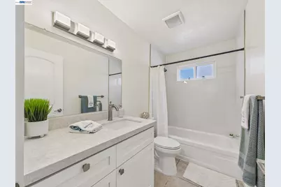 8975 Alcosta Blvd #101, San Ramon, CA 94583 - Photo 13