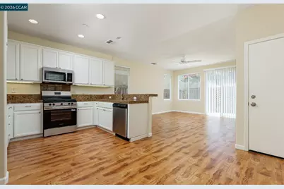 452 Chestnut St, Brentwood, CA 94513 - Photo 3