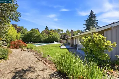 165 Selborne Way, Moraga, CA 94556 - Photo 45
