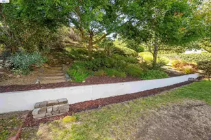 5752 Cold Water Dr, Castro Valley, CA 94552 - Photo 41