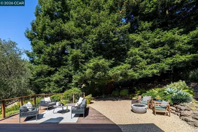 7174 Norfolk Rd, Berkeley, CA 94705 - Photo 19