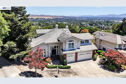 8257 Brittany Dr, Dublin, CA 94568 - Photo 65