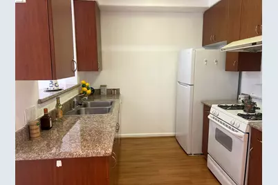 989 Franklin Street #506, Oakland, CA 94607 - Photo 5