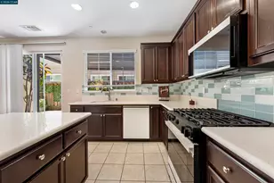 142 Halsey Way, Pittsburg, CA 94565 - Photo 5