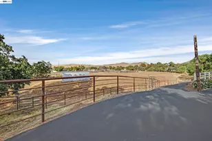 10040 Tesla Rd, Livermore, CA 94550 - Photo 37