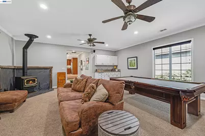 10040 Tesla Rd, Livermore, CA 94550 - Photo 13