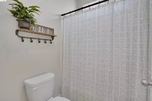 577 Sapphire Pkwy, Oakley, CA 94561 - Photo 19