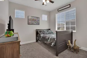 577 Sapphire Pkwy, Oakley, CA 94561 - Photo 17