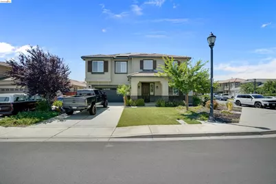 577 Sapphire Parkway, Oakley, CA 94561 - Photo 1