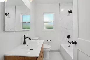 952 105th Ave, Oakland, CA 94603 - Photo 7