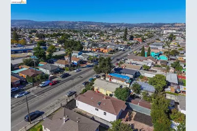 952 105th Ave, Oakland, CA 94603 - Photo 37