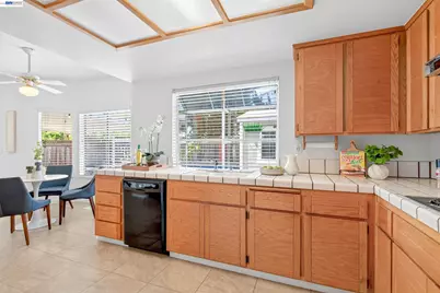 33667 Mello Way, Fremont, CA 94555 - Photo 27