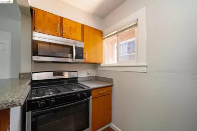 712 56th St, Oakland, CA 94609 - Photo 13