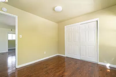 712 56th St, Oakland, CA 94609 - Photo 15