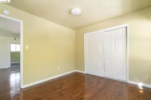 712 56th St, Oakland, CA 94609 - Photo 15