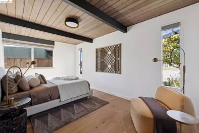 8055 Shay Dr, Oakland, CA 94605 - Photo 63