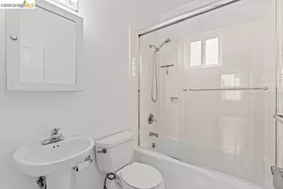449-453 Chestnut St, San Francisco, CA 94133 - Photo 25