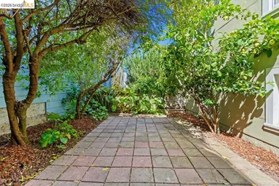 449-453 Chestnut St, San Francisco, CA 94133 - Photo 31