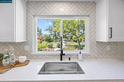 2 El Molino Dr, Clayton, CA 94517 - Photo 11