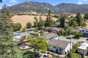 2 El Molino Dr, Clayton, CA 94517 - Photo 43