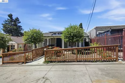 9821 Thermal Street, Oakland, CA 94605 - Photo 1