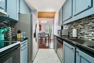 2716 Oak Rd, Walnut Creek, CA 94597 - Photo 13