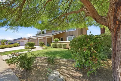 1042 Lomitas Ave, Livermore, CA 94550 - Photo 3