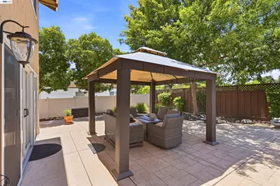 1042 Lomitas Ave, Livermore, CA 94550 - Photo 27