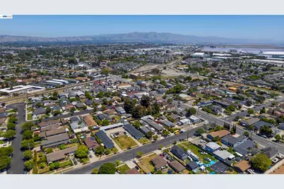 7691 Thornton Ave, Newark, CA 94560 - Photo 23