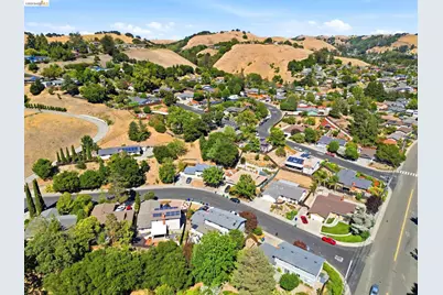 2303 Monte Vista Dr., Pinole, CA 94564 - Photo 59
