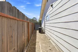 2303 Monte Vista Dr, Pinole, CA 94564 - Photo 21