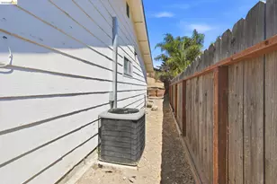 2303 Monte Vista Dr, Pinole, CA 94564 - Photo 19